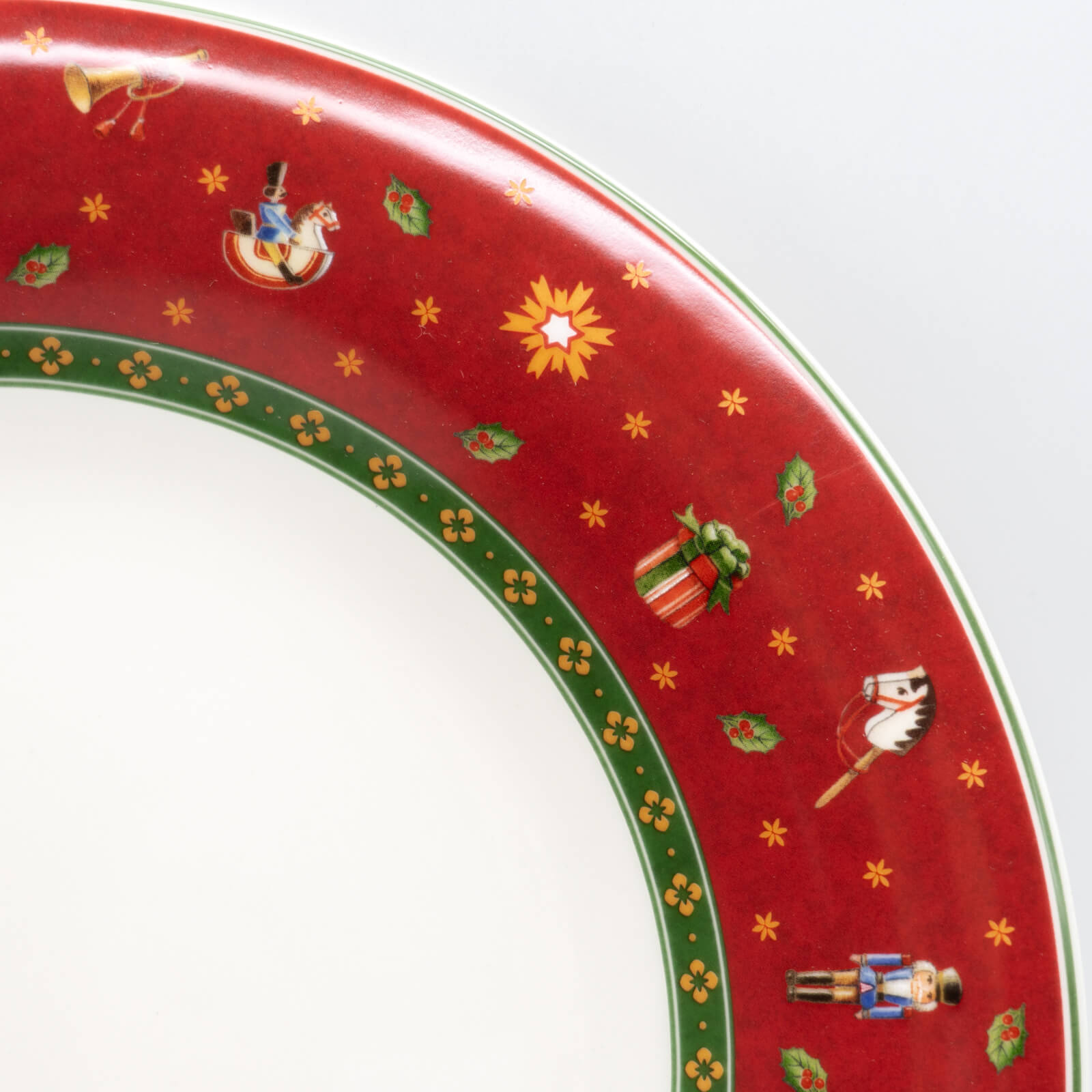 【リボンラッピング】 トイズ デライト スペシャルプレート27cm レッド